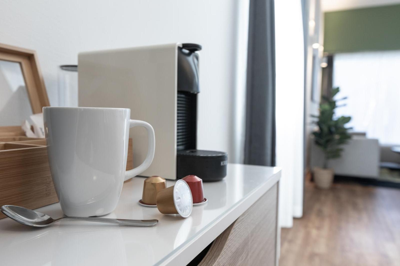 Spirit Apartments Suites Бріенц Екстер'єр фото